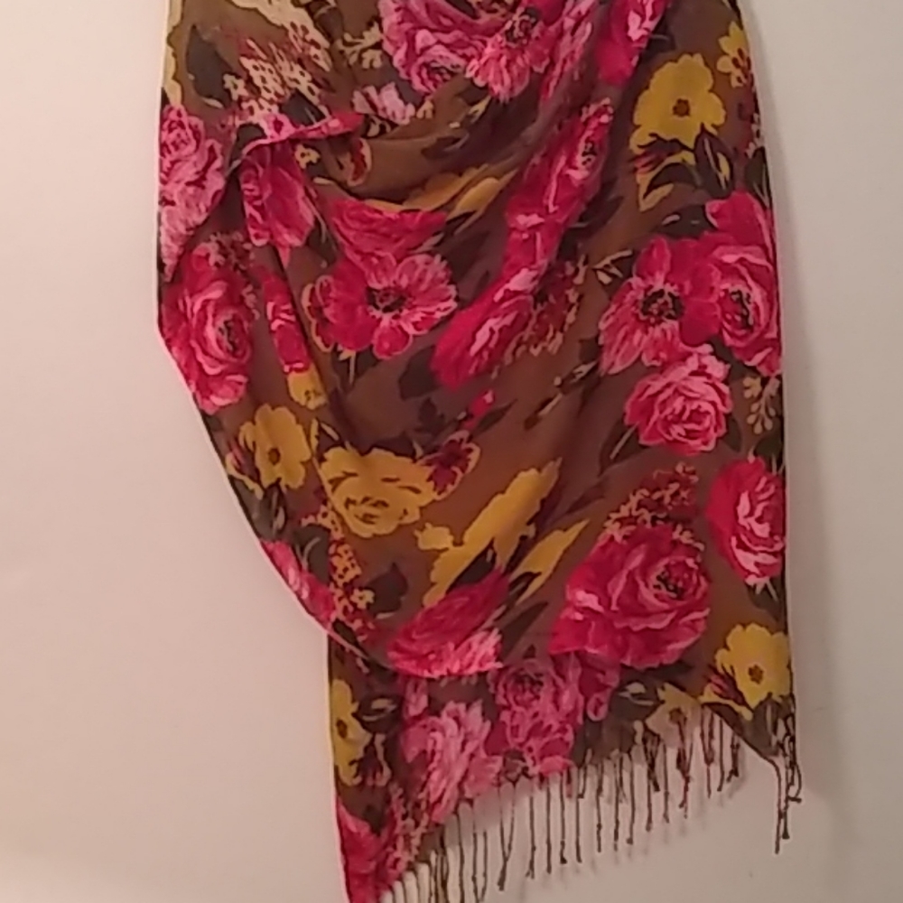 Isaac Mizrahi multi-colored shawl with fringe